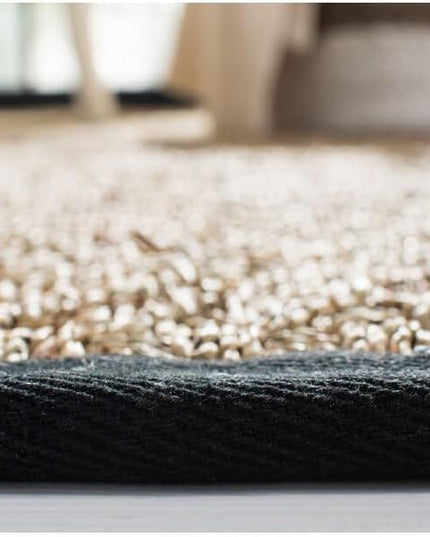 SAFAVIEH Area Rug 5' Square - Natural Fiber Collection - Natural & Black, Seagrass, Basketweave Pattern with Border (NF114C)