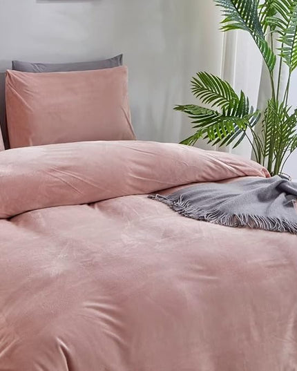 CLOTHKNOW Pink Velvet California King Comforter Set 3Pcs Fluffy Bedding Comforter Sets Soft Flannel Comforter with 2 x Pillow Cases
