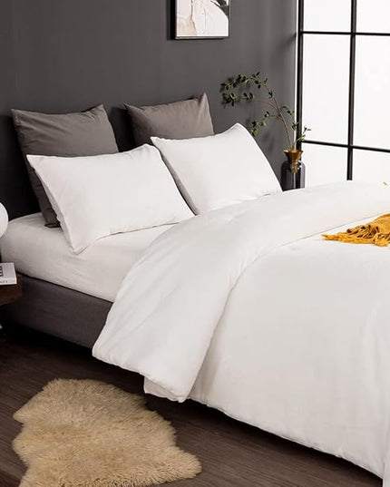 CLOTHKNOW White Fluffy Queen Comforter Set Velvet Bedding Comforter Sets All Season Soft White Comforter Queen with 2 x Pillow Cases