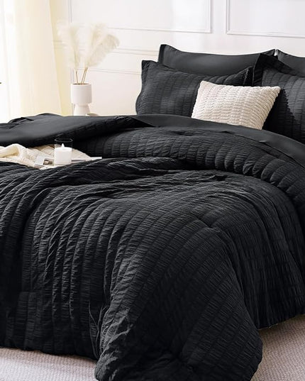 MUXHOMO 5 Pieces Twin Comforter Set, Seersucker Bed in a Bag Twin Size, All Season Luxury Bedding Set with Comforter, Flat Sheet, Fitted Sheet, Pillowcase & Sham, Black