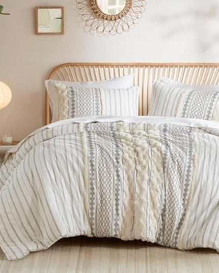 INK+IVY Comforter for Queen Size Bed, Chenille Tufted, Breathable Cotton Comforter Set Queen, All Season Modern Boho Comforter with Farmhouse Bedding Flare, 2 Matching Shams, Queen Ivory 3 Piece