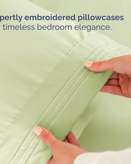 Queen Size 4 Piece Sheet Set - Comfy Breathable & Cooling Bed Sheets Set - Hotel Luxury Bedding for Women, Men, Kids, Teens, Boys & Girls - Deep Pockets and Wrinkle Free - Oeko-Tex - Light Sage Green