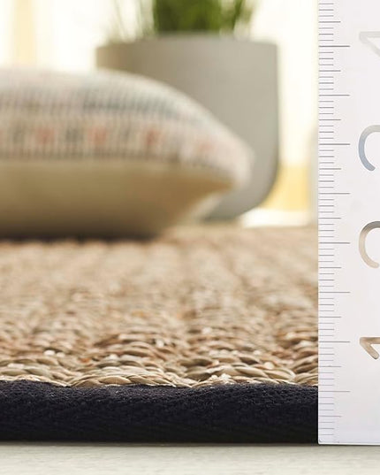 Safavieh Area Rug 6x8 Oval - Natural Fiber Collection - Natural & Black, Seagrass, Basketweave Pattern with Border (NF114C)