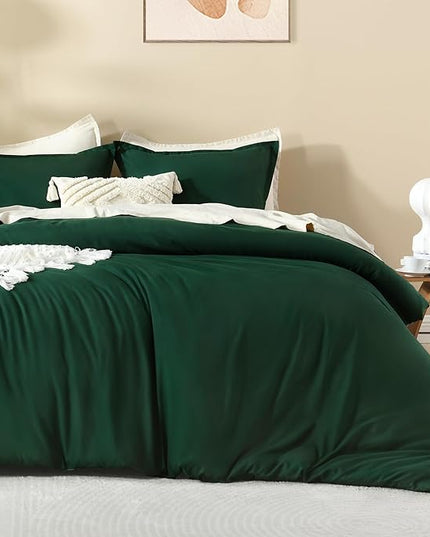 Litanika Dark Emerald Green Queen Comforter Set, 3 Pieces Solid Forest Bedding Set, All Season Fluffy Bed Set (90x90In Comforter & 2 Pillowcases)