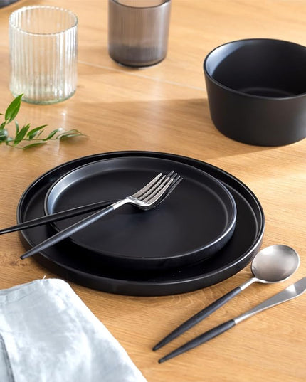 Stoneware dinnerware set 4 persons 16 pcs – Matte black ultra chic plates and bowls set – Dishwasher and microwave safe – Bowl and plate set – Dinner service Pure Living
