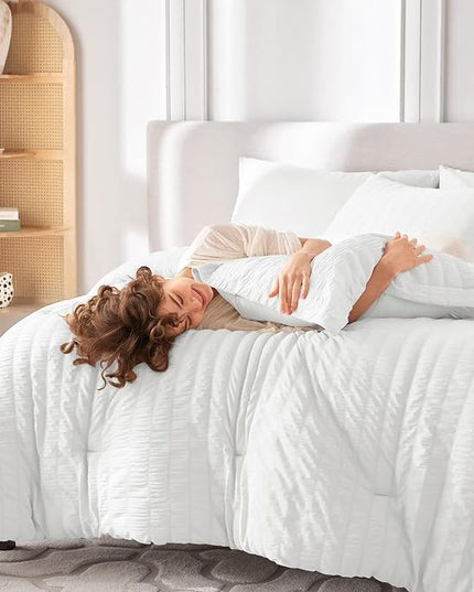 MUXHOMO 5 Pieces Twin Comforter Set, Seersucker Bed in a Bag Twin Size, All Season Luxury Bedding Set with Comforter, Flat Sheet, Fitted Sheet, Pillowcase & Sham, White
