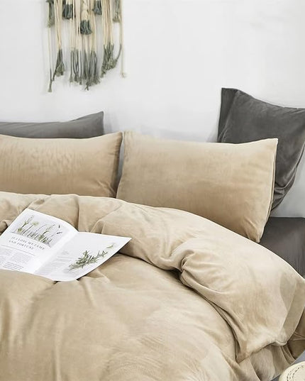 Houseri Taupe Twin Comforter Set Velvet Light Khaki Fluffy Bedding Comforter Twin Size Light Brown Fuzzy Comforter Sets for Kids Boys Girls Puffy Sand Color Bed Blanket Twin Micromink Sherpa Comforter