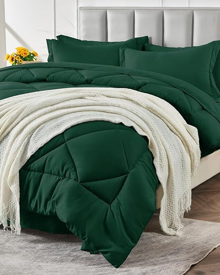 CozyLux Queen Comforter Set Emerald Green - Bed in a Bag Queen Size 7 Pieces, Luxury Soft Bed Set for All Seasons, Bedding Set with Down Alternative Comforter, Sheets, Pillowcases & Shams