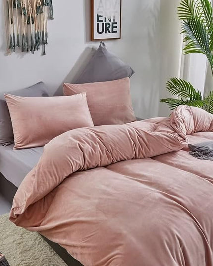 CLOTHKNOW Pink Velvet California King Comforter Set 3Pcs Fluffy Bedding Comforter Sets Soft Flannel Comforter with 2 x Pillow Cases