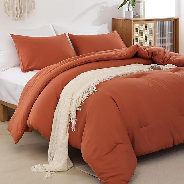 ROSGONIA Oversized Queen Comforter Burnt Orange, 3pcs (1 Terracotta Comforter & 2 Pillowcases) Lightweight Oversized Queen Comforter Sets Bedding