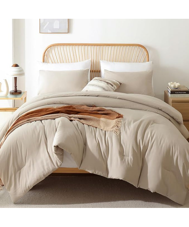 ROSGONIA Queen Comforter Set Light Khaki,3pcs Bedding Comforter Sets(1 Khaki Comforter & 2 Pillowcases) All Season Lightweight Bedspread Blanket Quilt