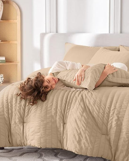 MUXHOMO 7 Pieces Full Comforter Set, Seersucker Bed in a Bag Full Size, All Season Luxury Bedding Set with Comforter, Flat Sheet, Fitted Sheet, Pillowcases & Shams, Khaki