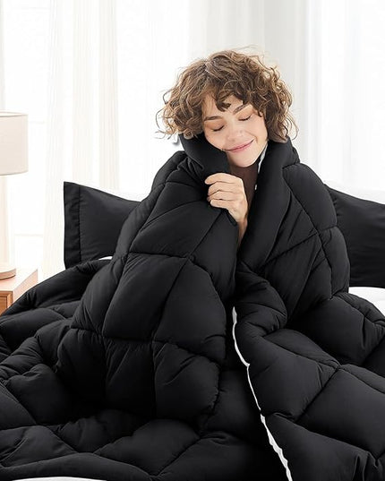 MUXHOMO 7 Pieces King Comforter Set, Reversible Bed in a Bag King Size, All Season Bedding Set with Comforter, Flat Sheet, Fitted Sheet, Pillowcases & Shams, Black & White