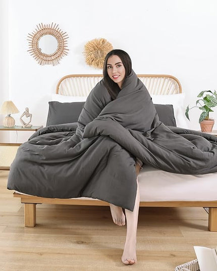 ROSGONIA Queen Comforter Set Charcoal Grey, 3pcs (1 Dark Gray Comforter & 2 Pillowcases) All Season Soft Bedding Lightweight Bedspread Blanket Quilt