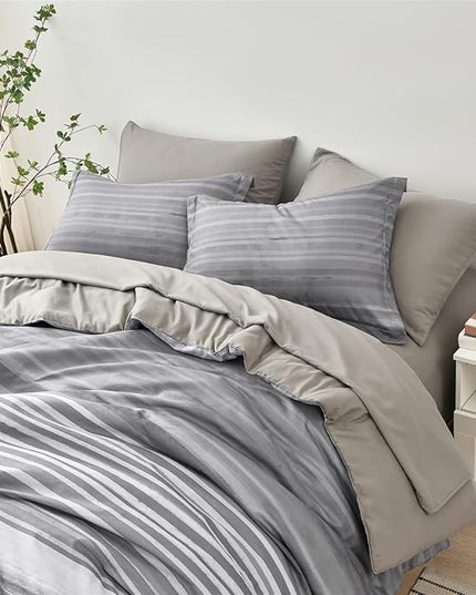 KAKIJUMN 7 Piece Bed in a Bag Stripe Comforter Set Full Size, White Grey Patchwork Striped Comforter and Sheet Set, All Season Soft Microfiber Complete Bedding Set(Light Grey,Full)