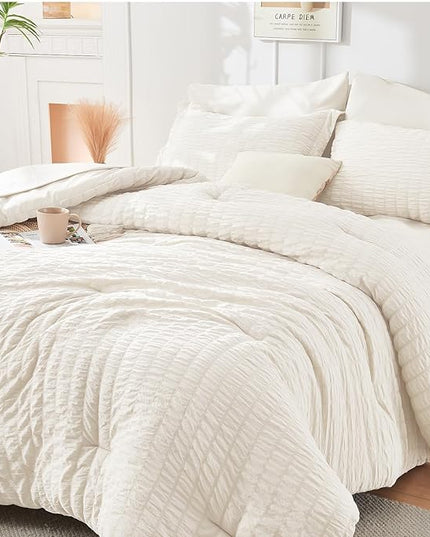 HYMOKEGE Ivory Oversized Queen Comforter Set Seersucker 7 Pieces, All Season Luxury Bed in a Bag for Bedroom, Bedding Set with Comforter, Sheets, Pillowcases & Shams
