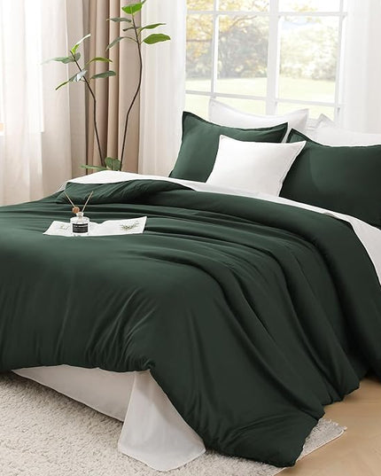 Litanika Forest Green Comforter Set Queen Size, 3 Pieces Lightweight Solid Bedding Comforter Set, All Season Fluffy Bed Set (90x90In Comforter & 2 Pillowcases)