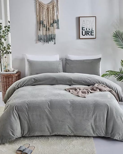 Houseri Grey Velvet Comforter Sets Full Fluffy Light Gray Bedding Sets Warm Winter Plain Grey Puffy Sherpa Bed Comforters Solid Gray Flannel Bedding Soft Teen Boys Girls Fuzzy Furry Quilt Blanket Full