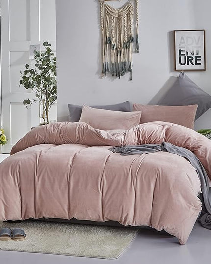 CLOTHKNOW Pink Velvet Twin/Twin XL Comforter Set Fluffy Bedding Comforter Sets Soft Pink Comforter with 2 x Pillow Cases