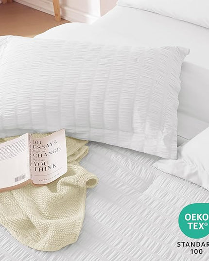 MUXHOMO 5 Pieces Twin Comforter Set, Seersucker Bed in a Bag Twin Size, All Season Luxury Bedding Set with Comforter, Flat Sheet, Fitted Sheet, Pillowcase & Sham, White