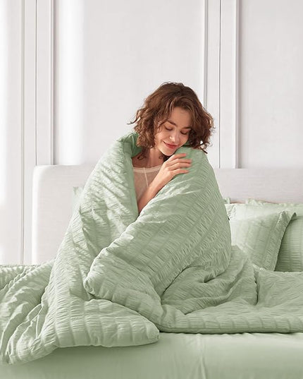 MUXHOMO 7 Pieces California King Comforter Set, Seersucker Bed in a Bag Cal King Size, All Season Luxury Bedding Set with Comforter, Flat Sheet, Fitted Sheet, Pillowcases & Shams, Light Green