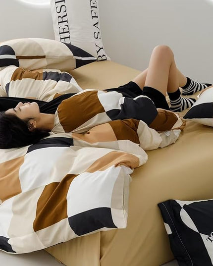 Luxlovery Beige Plaid Comforter Set Queen White Brown Plaid Bedding Comforter Checkered Geometric Blanket Quilts Soft Breathable Modern Abstract Comforter with 2 Pillowcases