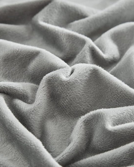 CLOTHKNOW Grey Fluffy Queen Comforter Set Velvet Bedding Comforter Sets Soft Gray Queen Comforter Flannel Comforter with 2 x Pillow Cases
