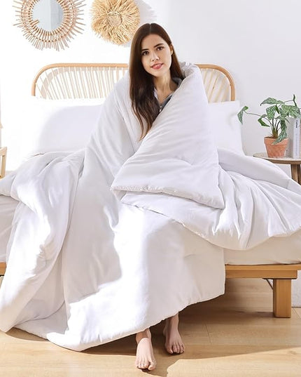 ROSGONIA Oversized Queen Comforter White, 3pcs (1 Comforter & 2 Pillowcases) Lightweight Oversized Queen Comforter Sets Bedding Blanket Quilts