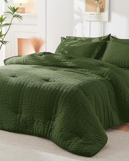 HYMOKEGE Olive Green California King Comforter Set Seersucker 7 Pieces, All Season Luxury Bed in a Bag for Bedroom, Bedding Set with Comforter, Sheets, Pillowcases & Shams