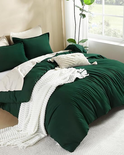 Litanika Oversized King Comforters Emerald Green Super King Size, 3 Pieces Lightweight Solid Bedding Comforter Set, All Season Fluffy Bed Set (120x120In Comforter & 2 Pillowcases)