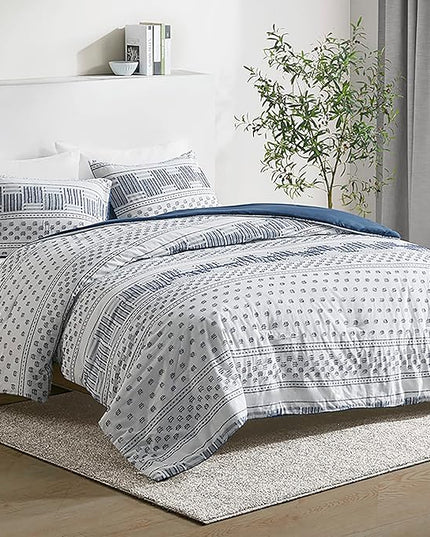 Hyde Lane Modern Navy Bedding, Blue Full/Queen Farmhouse Comforter Set, Cotton Top with Boho Style Clipped Jacquard Stripes, 3-Pieces Including Matching Pillow Shams (90 x 90 Inches)