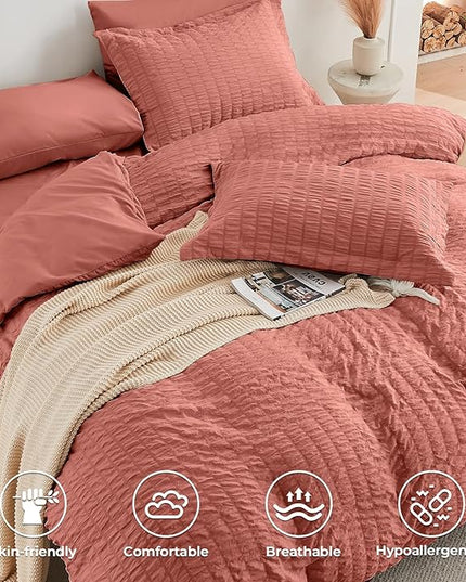 HYMOKEGE Coral California King Comforter Set Seersucker 7 Pieces, All Season Luxury Bed in a Bag for Bedroom, Bedding Set with Comforter, Sheets, Pillowcases & Shams