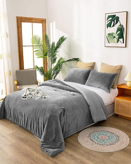Houseri Grey Velvet Comforter Sets Full Fluffy Light Gray Bedding Sets Warm Winter Plain Grey Puffy Sherpa Bed Comforters Solid Gray Flannel Bedding Soft Teen Boys Girls Fuzzy Furry Quilt Blanket Full
