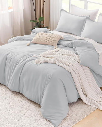 Litanika Light Grey Comforter King Size, 3 Pieces Lightweight Solid Bedding Comforter Set, All Season Fluffy Bed Set (104x90In Comforter & 2 Pillowcases)