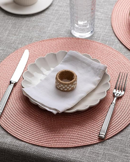 Round Placemats Set of 4 Plastic Woven Placemats Washable Wipeable Table Mats for Dining Table Heat Resistant Non-Slip Circle Place Mats (Sandstone Pink)