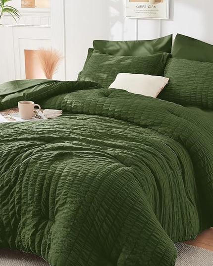 HYMOKEGE Olive Green California King Comforter Set Seersucker 7 Pieces, All Season Luxury Bed in a Bag for Bedroom, Bedding Set with Comforter, Sheets, Pillowcases & Shams