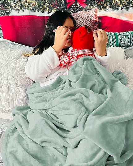 Bedsure GentleSoft Twin XL Fleece Blanket Dorm Bedding - Lightweight Soft Cozy Blankets for Bed, Sofa, Couch, Travel, Camping, Sage Green, 66"x90"