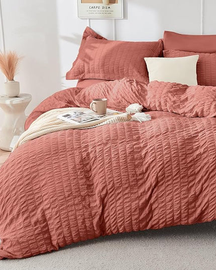 HYMOKEGE Coral Queen Comforter Set Seersucker 7 Pieces, All Season Luxury Bed in a Bag Queen for Bedroom, Bedding Set with Comforter, Sheets, Pillowcases & Shams