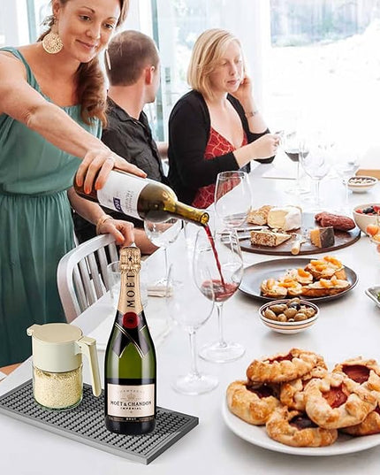 2PCS11.8 * 5.9in Gray Bar Mat, Prevent Cups and Glasses from Sliding and Protect The Surface of The Table from Being Easily Damaged, Suitable for Bars, Home Bars and Coffee Bars