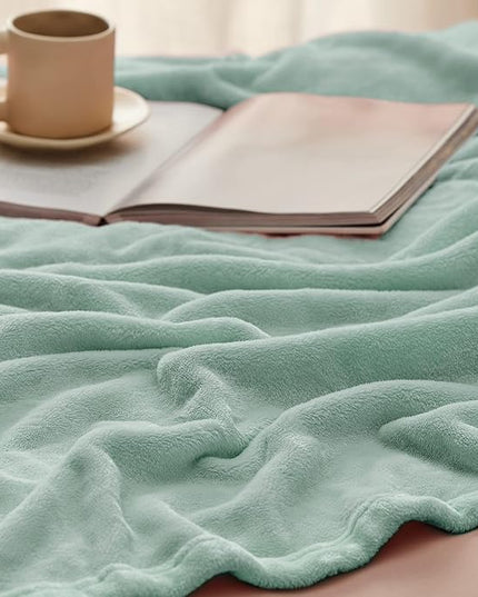 Bedsure GentleSoft Fleece Bed Blankets Full Size Sage Green - Soft Lightweight Plush Fuzzy Cozy Luxury Blanket Microfiber, 84x90 inches