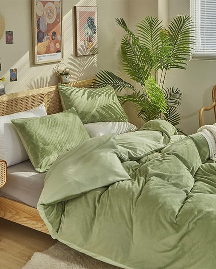 Houseri Sage Green Velvet Comforter Full Size Fluffy Light Green Fuzzy Bedding Sets Teen Girls Boys Warm Fall Winter Grass Green Micromink Sherpa Soft Comfy Plush Flannel Dorm Bed Quilts Blanket Full