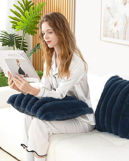 Touchat Pack of 2 Faux Fur Pillow Covers, 18x18 Inch Decorative Throw Pillow Covers with Hidden Zipper, Ultra Soft Couch Cushion Pillows Covers for Sofa/Bedroom Wide Stripe, Navy