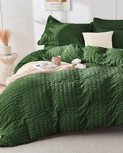 HYMOKEGE Dark Green Queen Comforter Set Seersucker 7 Pieces, All Season Luxury Bed in a Bag for Bedroom, Bedding Set with Comforters, Sheets, Pillowcases & Shams