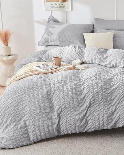 HYMOKEGE Light Grey Oversized Queen Comforter Set Seersucker 7 Pieces, All Season Luxury Bed in a Bag for Bedroom, Bedding Set with Comforter, Sheets, Pillowcases & Shams
