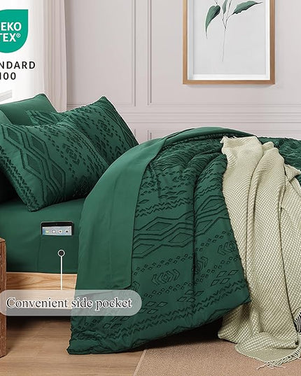 Queen Comforter Set Emerald Green, Tufted Boho Bedding Farmhouse Dark Green Bed Set, All Season 7 Pieces Bed in a Bag with Sheets, Pillowcases & Shams