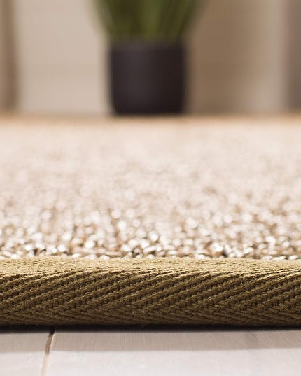 SAFAVIEH Area Rug 6' Round - Natural Fiber Collection - Natural & Olive Green, Seagrass, Basketweave Pattern with Border (NF114G)