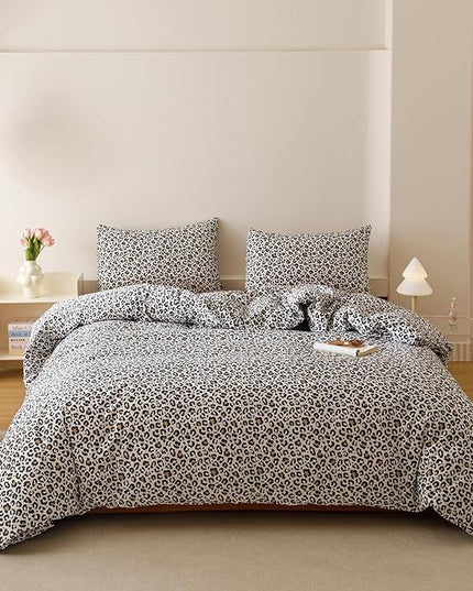 Luxlovery Leopard Comforter Set Queen Animal Cheetah Printed Comforter Black White Bedding Set Fluffy Soft Blanket Quilts with 2 Pillowcases for Women Men Queen Bed