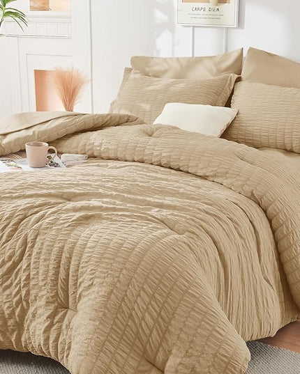 HYMOKEGE Khaki California King Comforter Set Seersucker 7 Pieces, All Season Luxury Bed in a Bag for Bedroom, Bedding Set with Comforter, Sheets, Pillowcases & Shams