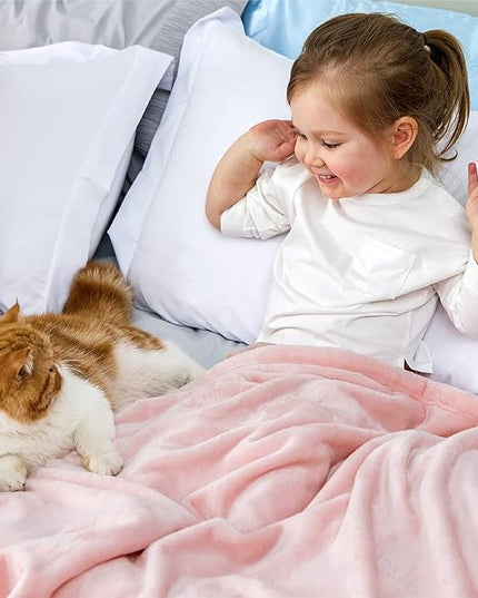 Bedsure GentleSoft Bedding Fleece Blanket for Girls and Boys - Soft Cozy Cute Small Throw Blankets for Travel, 43x55 Inches, Pink