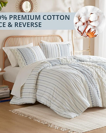 Ink+Ivy Comforter for King Size Bed, Chenille Tufted, Breathable Cotton Comforter Set King, All Season Modern Boho Comforter with Farmhouse Bedding Flare, 2 Matching Shams, King White/Navy 3 Piece